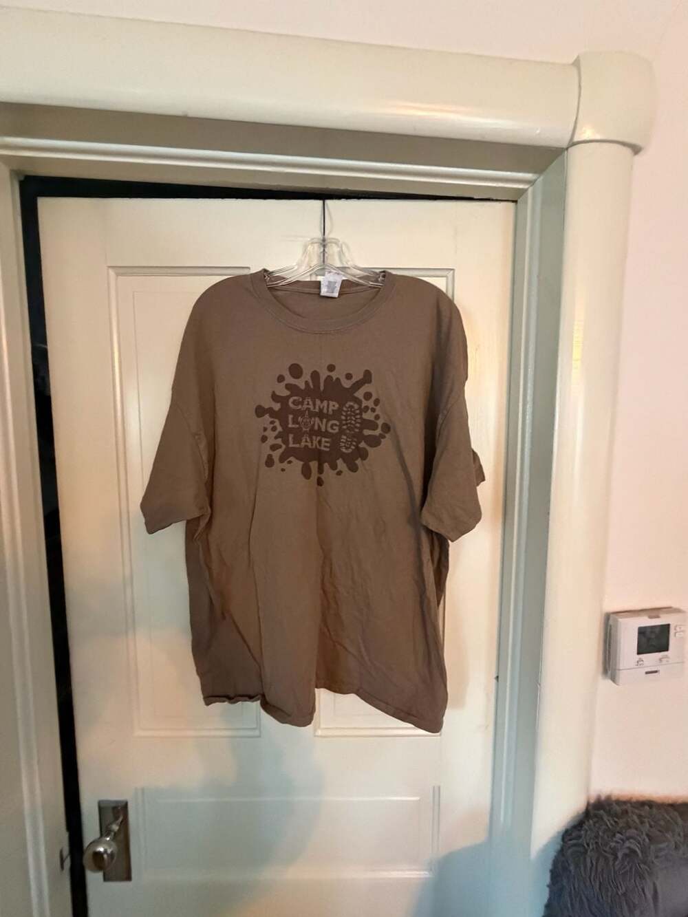 Gildan Camp Long Lake T-Shirt Size 2XL Brown Heavy Cotton Graphic